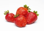 Erdbeeren freigestellt VSSE J Roesner (38) thumb