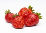 Erdbeeren freigestellt VSSE J Roesner (43) thumb