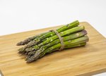 Grünspargel freigestellt VSSE J Roesner (110) thumb