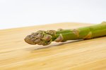 Grünspargel freigestellt VSSE J Roesner (119) thumb