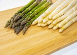 Grünspargel freigestellt VSSE J Roesner (61) thumb