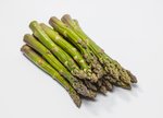 Grünspargel freigestellt VSSE J Roesner (72) thumb