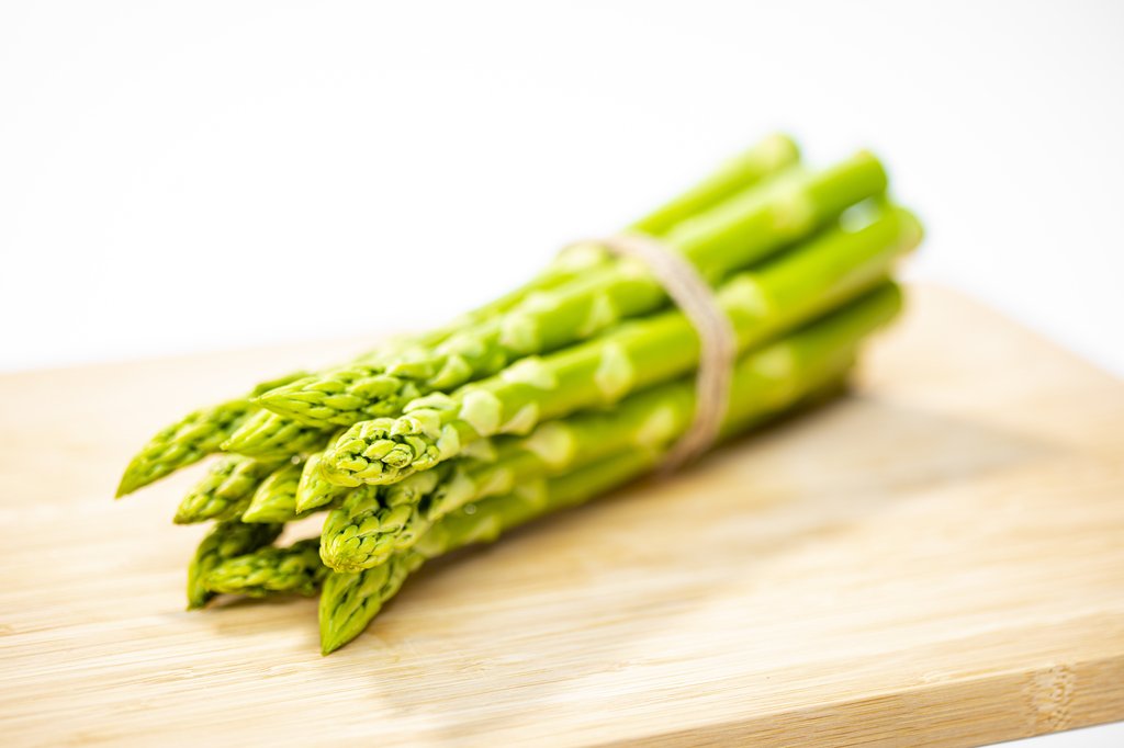 Image Grünspargel_hellgrün_freigestellt (2).JPG