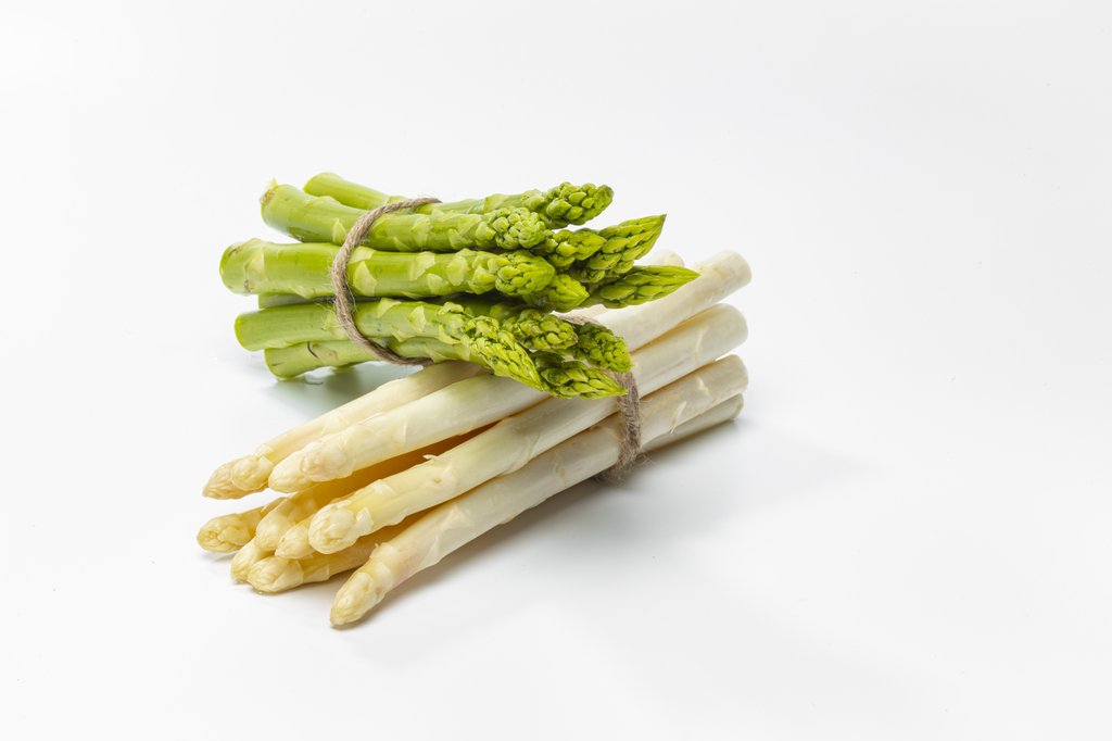 Image Grünspargel_Bleichspargel_Kombi_VSSE_J_Roesner (1).JPG