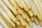 Weisser Spargel  freigestellt VSSE J Roesner (13) thumb