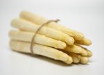 Weisser Spargel  freigestellt VSSE J Roesner (41) thumb